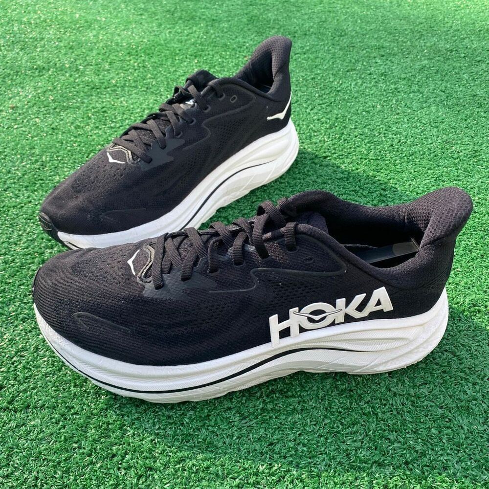 HOKA ONE ONE CLIFTON 10 WIDE - Men’s Running Shoes - SIZE 102E
